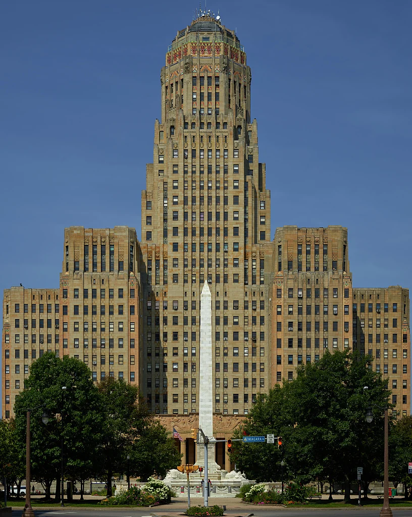 The McKinley Monument beneath the tall Art Deco facade of Buffalo City Hall.
